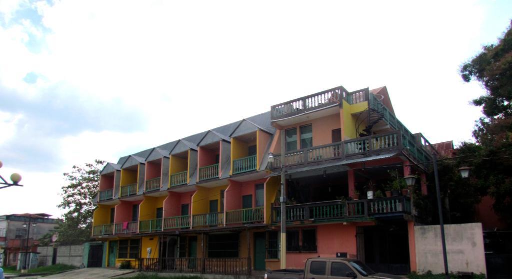 Hotel Mirador Del Lago Flores Luaran gambar
